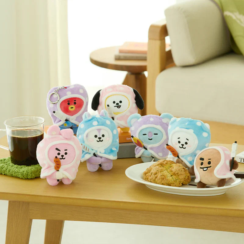 CAMPFIRE BLANKET PLUSH KEYRING BT21