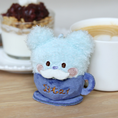 LATTE PLUSH KEYRING BT21