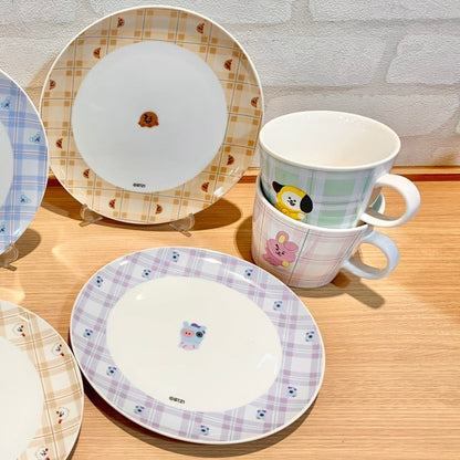 CHECKERED MUG CUP BT21