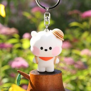 PICNIC FIGURE KEYRING BT21